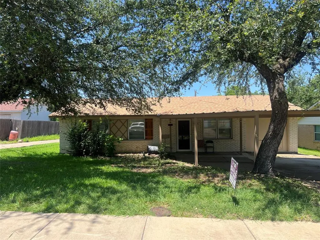 2631 Brenda Drive, Mesquite, TX 75149