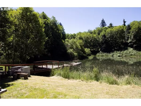 Castle Rock, WA 98611,189 TROUT LAKES RD