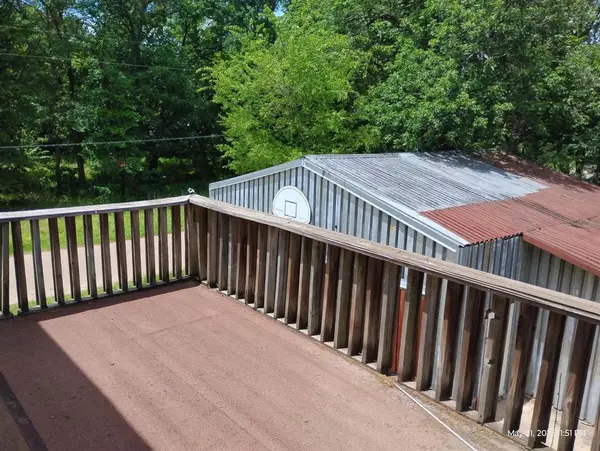 9611 Private Road 3826, Quinlan, TX 75474