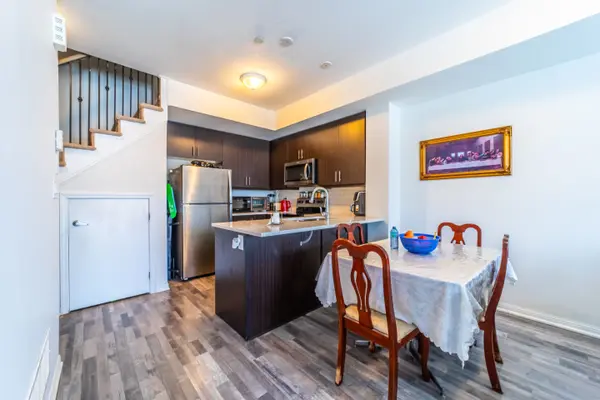 1460 Whites RD #413, Pickering, ON L1V 0E8