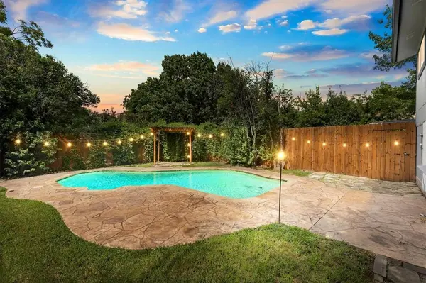 1614 Aurora Drive, Richardson, TX 75081