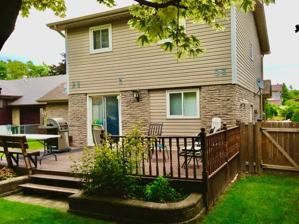 22 Nordic CT, Whitby, ON L1N 5N3