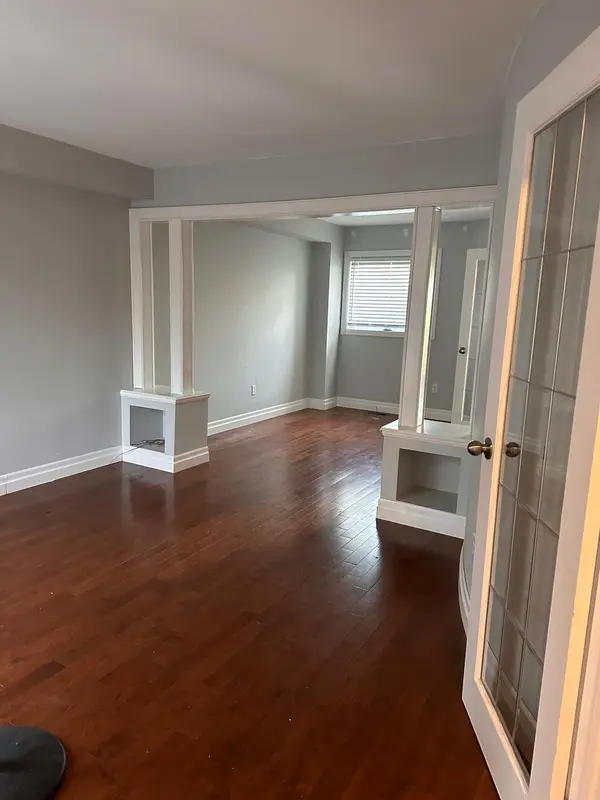 5 Mccullough AVE, New Tecumseth, ON L0G 1A0