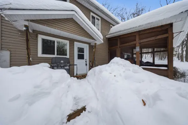 17 Indian Grove RD, Carling, ON P0G 1G0