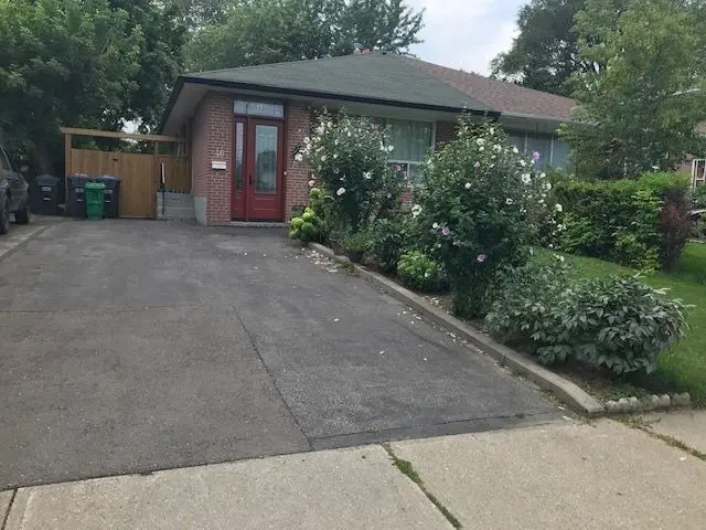 46 Autumn BLVD, Brampton, ON L6T 2W2