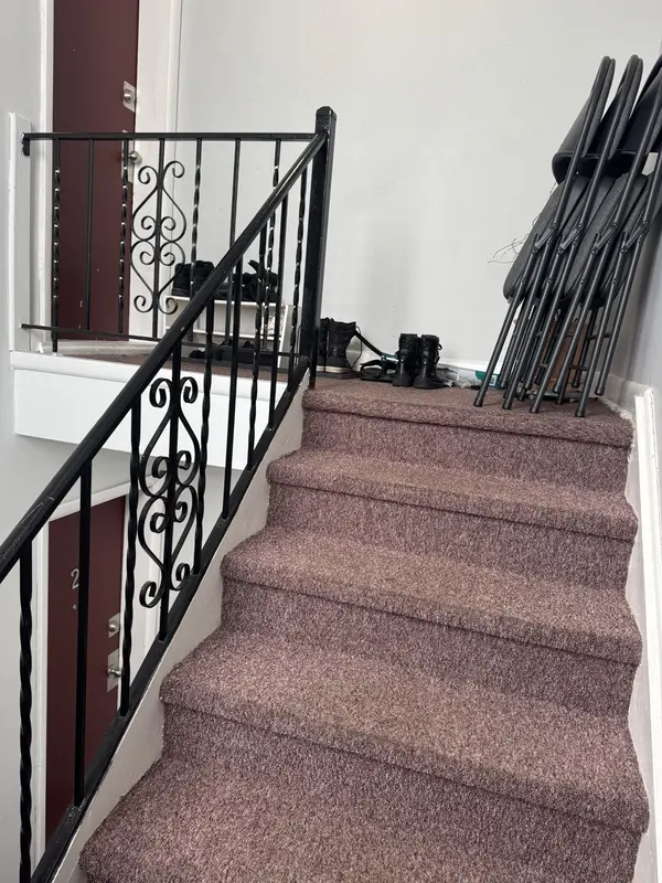 430 Cote ST, Vanier And Kingsview Park, ON K1K 1A5