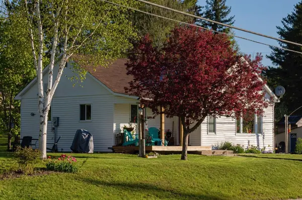 4 Butler ST, Whitestone, ON P0A 1G0