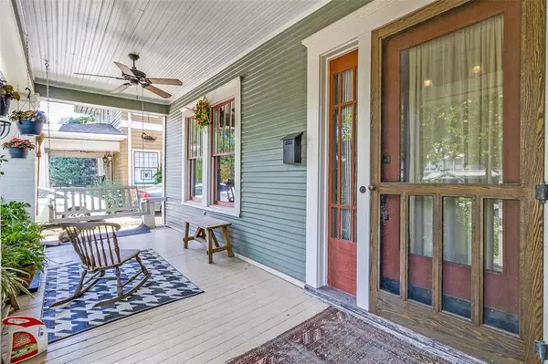 Dallas, TX 75214,5020 Junius Street