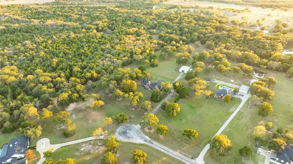 2592 Meadow Way,  Terrell,  TX 75160