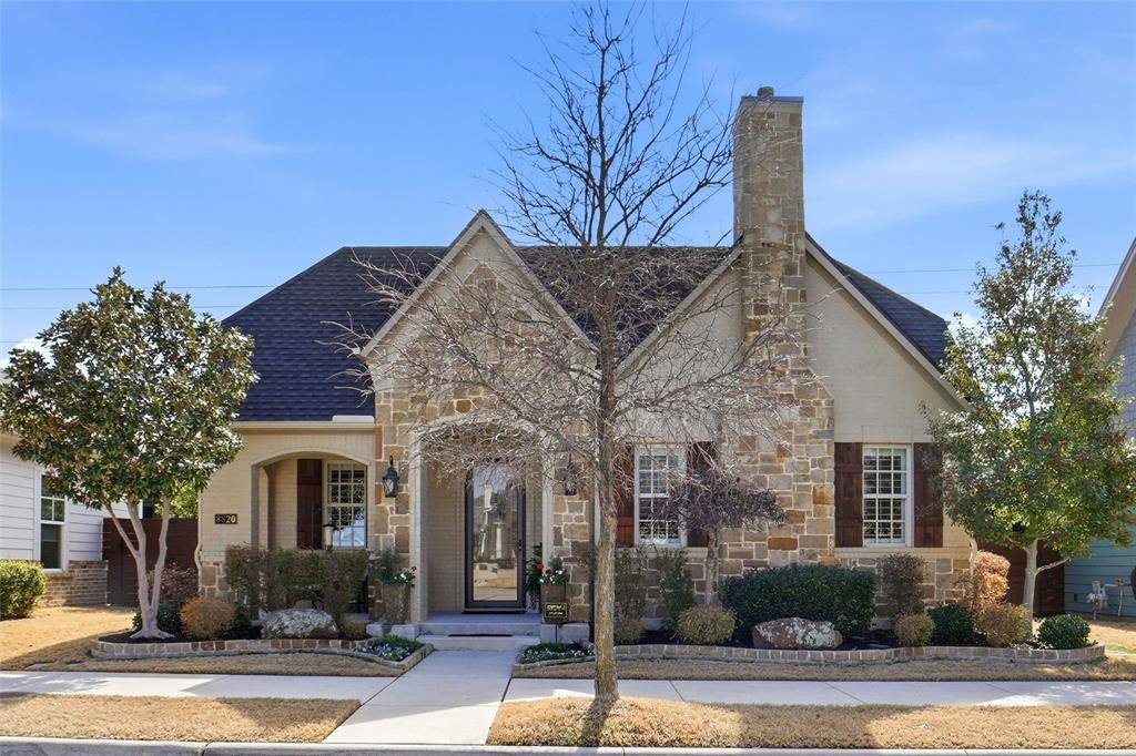 8820 Vermillion Street, North Richland Hills, TX 76180