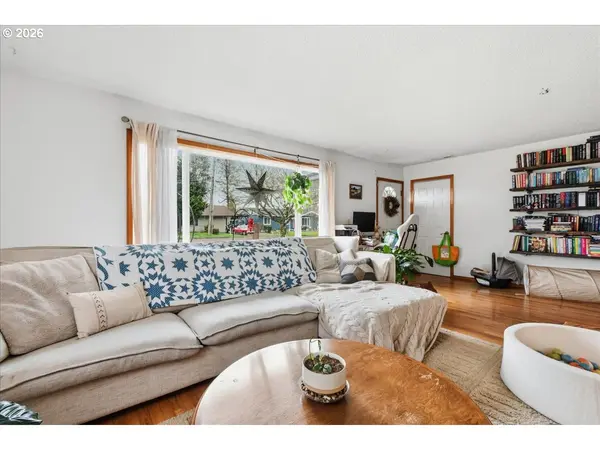 2249 36TH AVE, Longview, WA 98632