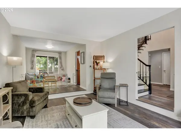 4330 SE SWEETBRIAR CT, Troutdale, OR 97060