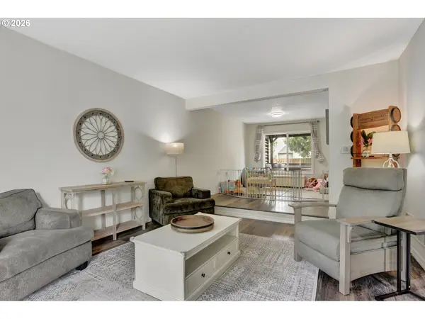 4330 SE SWEETBRIAR CT, Troutdale, OR 97060