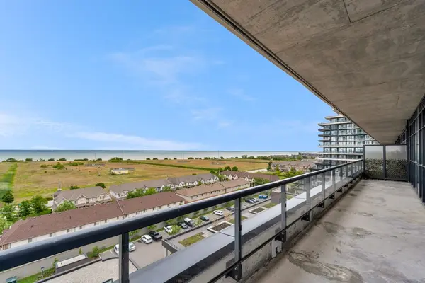 560 North Service RD N #901, Grimsby, ON L3M 4E8