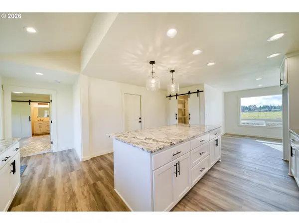 56199 HAZEN RD, Warren, OR 97053