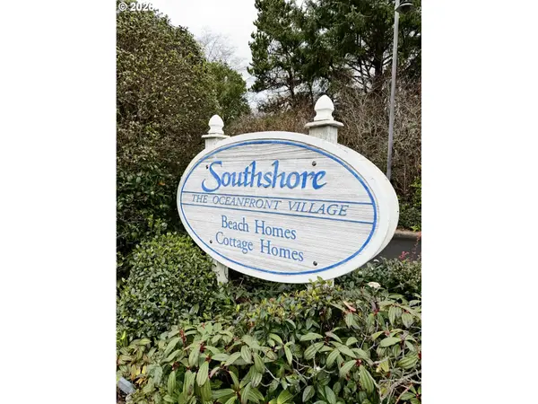 5725 SW ARBOR DR, South Beach, OR 97366