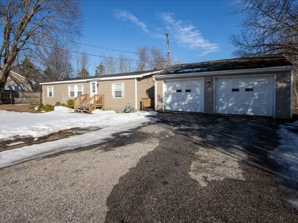 166 N Gordon RD, Amber Twp, MI 49454