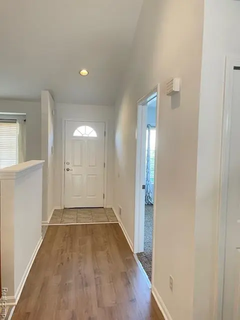 30885 LEE FRANK LN, Madison Heights, MI 48071