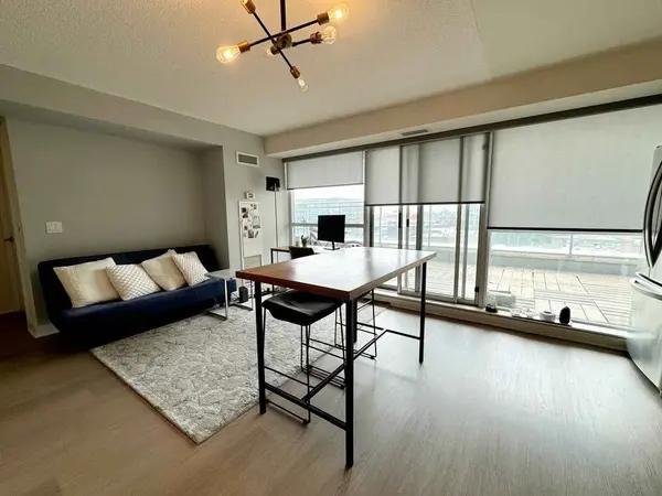 100 Western Battery RD #605, Toronto C01, ON M6K 3S2