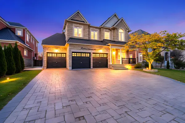 5063 Summersky CT, Mississauga, ON L5M 0R3