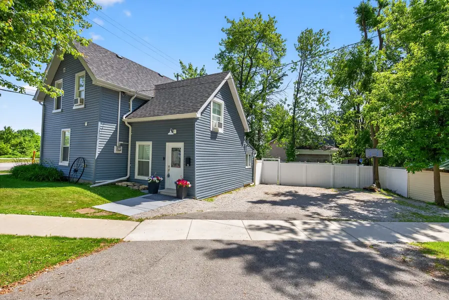 151 Atherley RD, Orillia, ON L3V 1N5