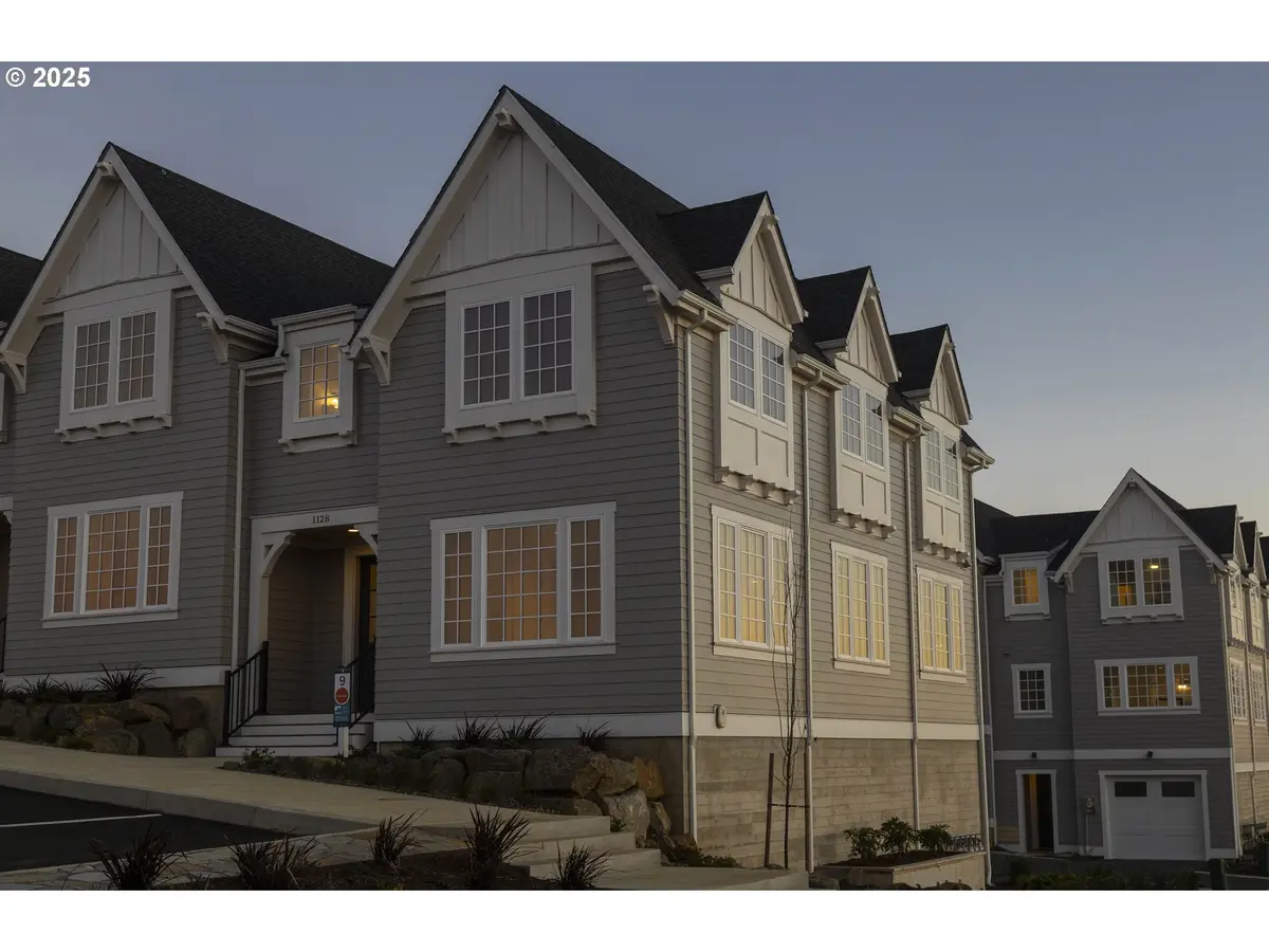 1128 NE SEASCAPE AVE, Depoe Bay, OR 97341