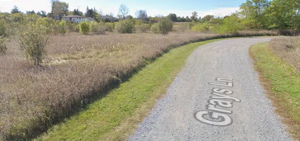 84 Grays LN, Prince Edward County, ON K0K 1P0