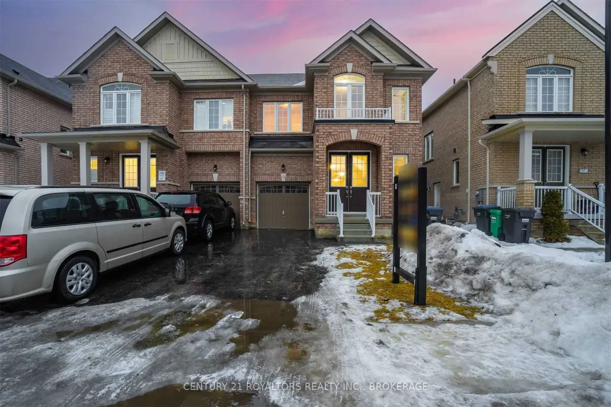 15 Germain CIR, Brampton, ON L6X 5K2