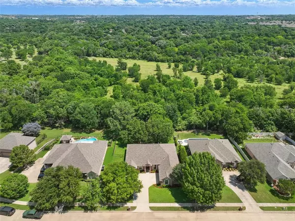 Benbrook, TX 76126,8974 Ranch Bluff Court