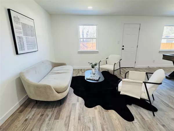 Dallas, TX 75214,6329 E Lovers Lane