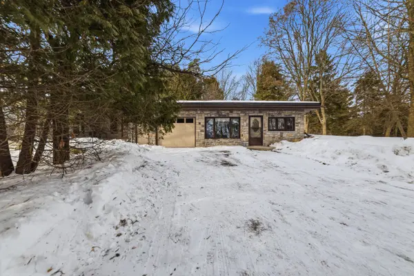 295 Brant RD, Brant, ON N0E 1N0