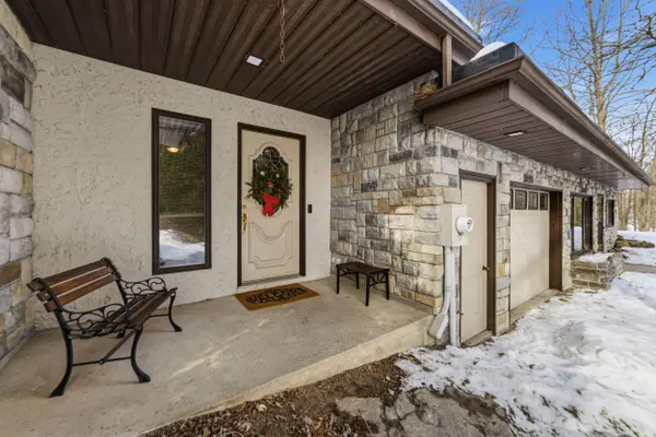 295 Brant RD, Brant, ON N0E 1N0