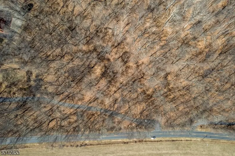 89 Millbrook Rd, Hardwick Twp., NJ 07825