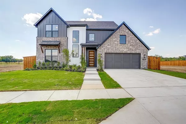 1668 Cedar Elm Way, Burleson, TX 76028