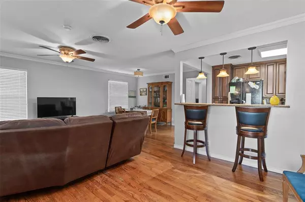 Fort Worth, TX 76116,6555 Locke Avenue