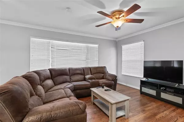 Fort Worth, TX 76116,6555 Locke Avenue