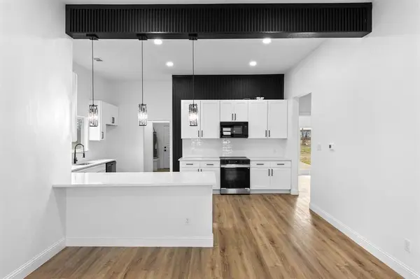 1259 Bonham Street, Paris, TX 75460