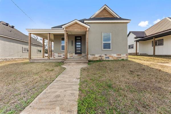 1247 Bonham Street, Paris, TX 75460