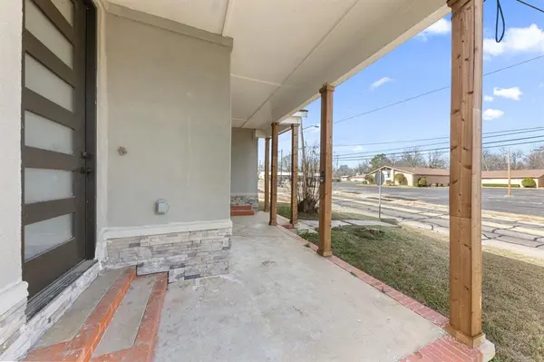 1237 Bonham Street, Paris, TX 75460