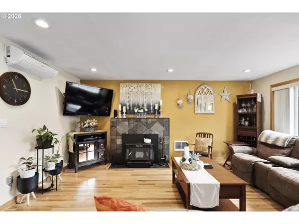 The Dalles, OR 97058,1625 E 13TH PL