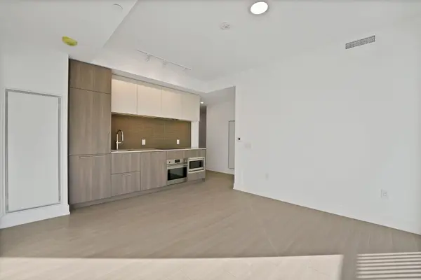 36 Olive AVE #1702, Toronto C14, ON M2N 0M4