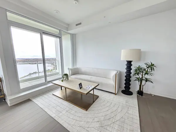 39 Mary ST #3205, Barrie, ON L4N 1S9