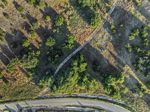 1456 Hidden Oaks Trail, Glen Rose, TX 76690