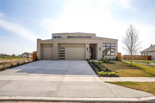 213 Lantern Ridge Drive, Aledo, TX 76008