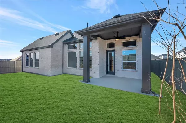 Northlake, TX 76247,317 Barnwood Way