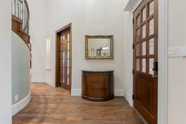 Denton, TX 76210,109 Meadowlands Drive