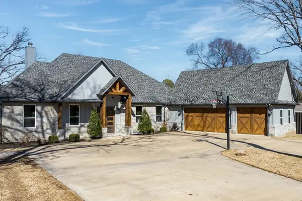 Mabank, TX 75156,25 Carson Road