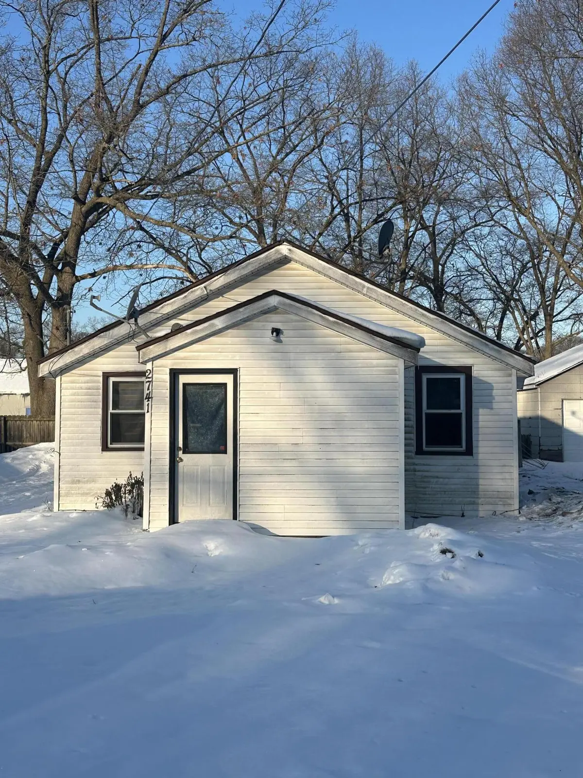 2741 Roberts ST, Norton Shores City, MI 49444
