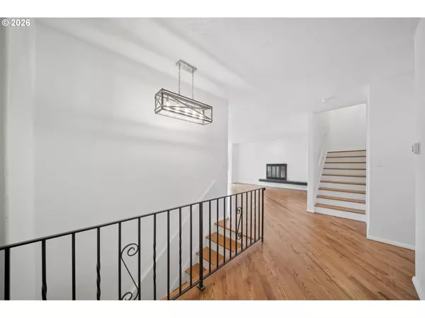 Kelso, WA 98626,1006 COWLITZ WAY