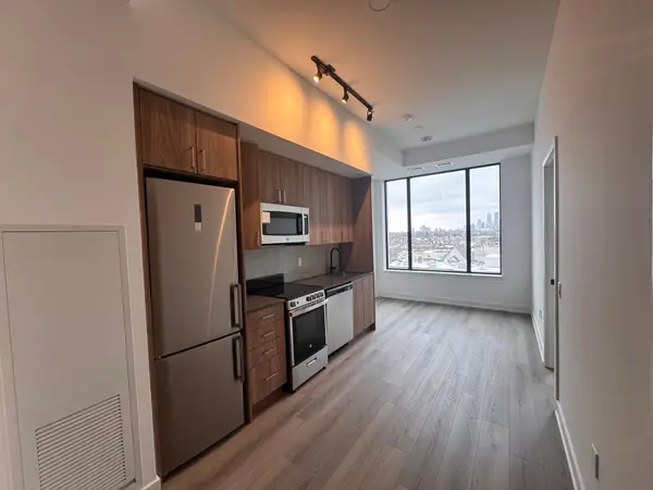 758 Dovercourt RD #603, Toronto W02, ON M6H 2X2